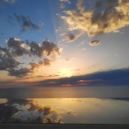 Okeanos Luxury - فيلة *