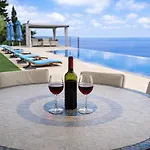 Okeanos Vine Luxury Villa *