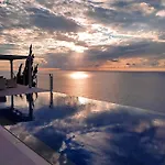 Okeanos Vine Luxury Villa