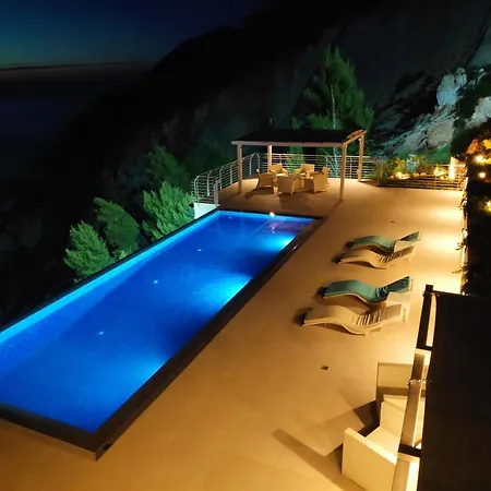 Okeanos Luxury - Villa *