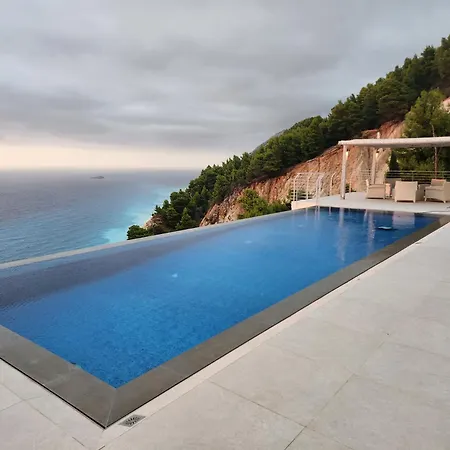 Villa Okeanos Luxury - Athánion