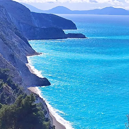 Okeanos Vine Luxury Villa *