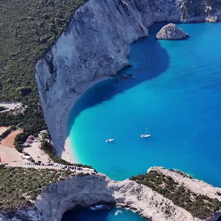 Okeanos Vine Luxury Луксозна вила *