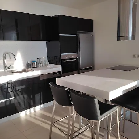 Okeanos Vine Luxury Villa