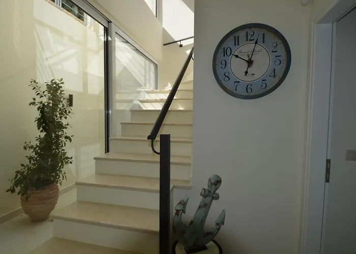 Okeanos Vine Luxury *